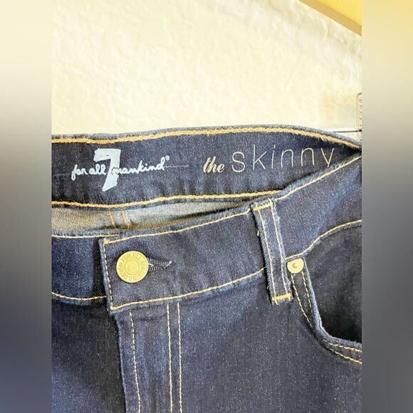 7 For All Mankind dark DENIM SKINNY jean. 30. NWT - Picture 7 of 11